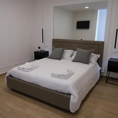 Toledo 292 Luxury House Неаполь